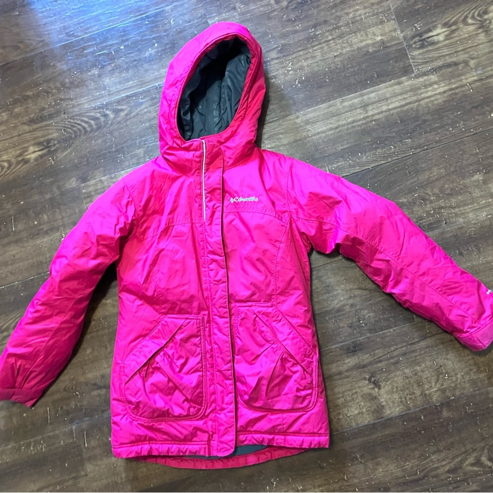 Columbia Hooded Puffer Coat in Bright Pink